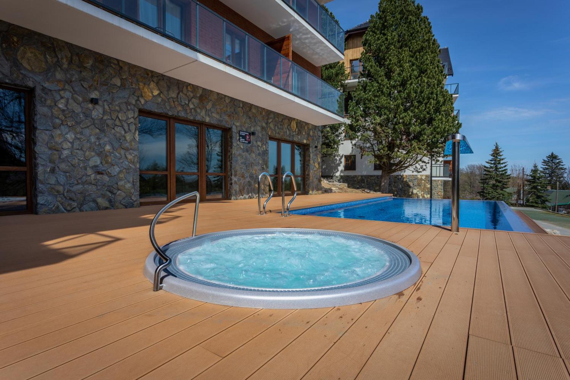 Invest Park A14 Baseny, Sauny, Silownia Apartment