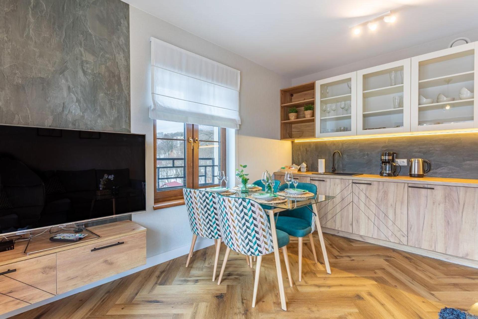 Invest Park A14 Baseny, Sauny, Silownia